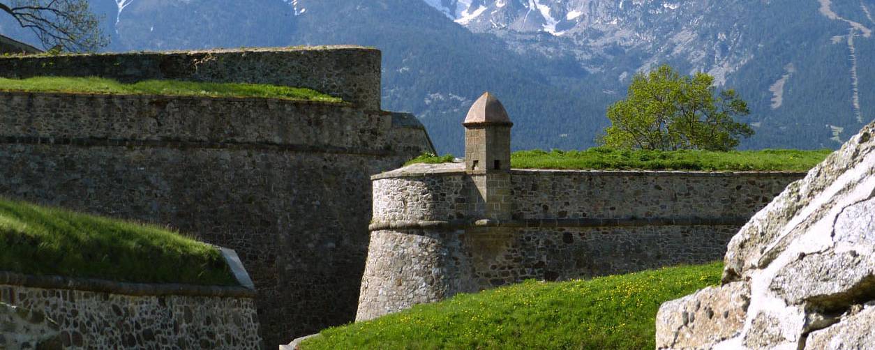 Vue sur le Cambre d'aze de la citadelle de Mont-Louis